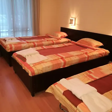 Hotel Russalka 2*