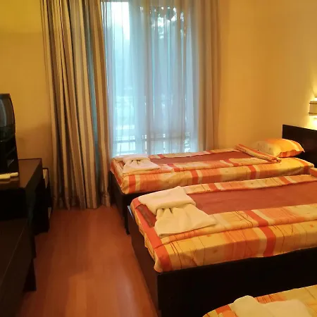 Hotel Russalka 2*